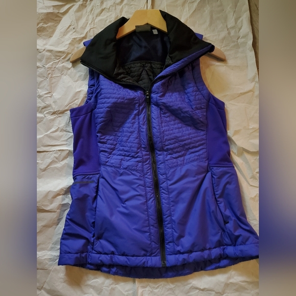 Athleta "Sprinter" lightweight vest. Blue/Purple. Size S. Polyester. - Picture 3 of 11